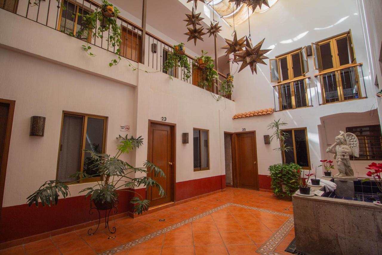 Hotel Degollado Bagian luar foto