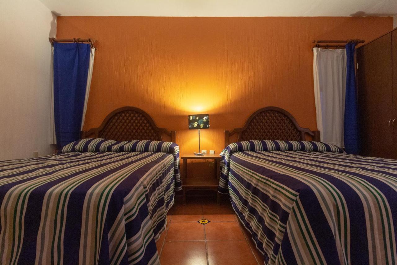 Hotel Degollado Bagian luar foto