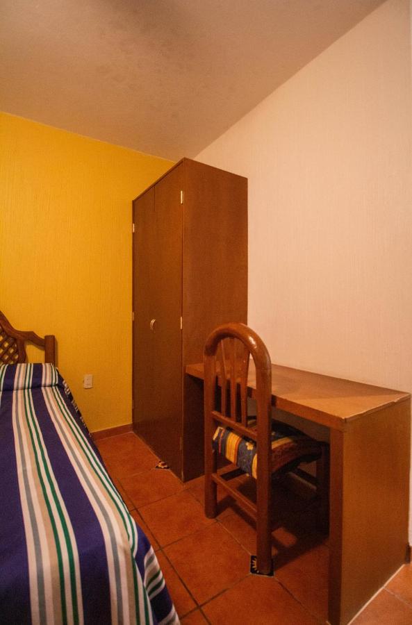 Hotel Degollado Bagian luar foto