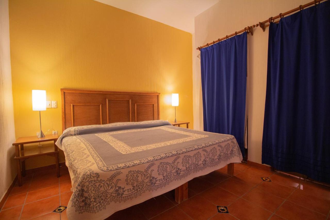 Hotel Degollado Bagian luar foto