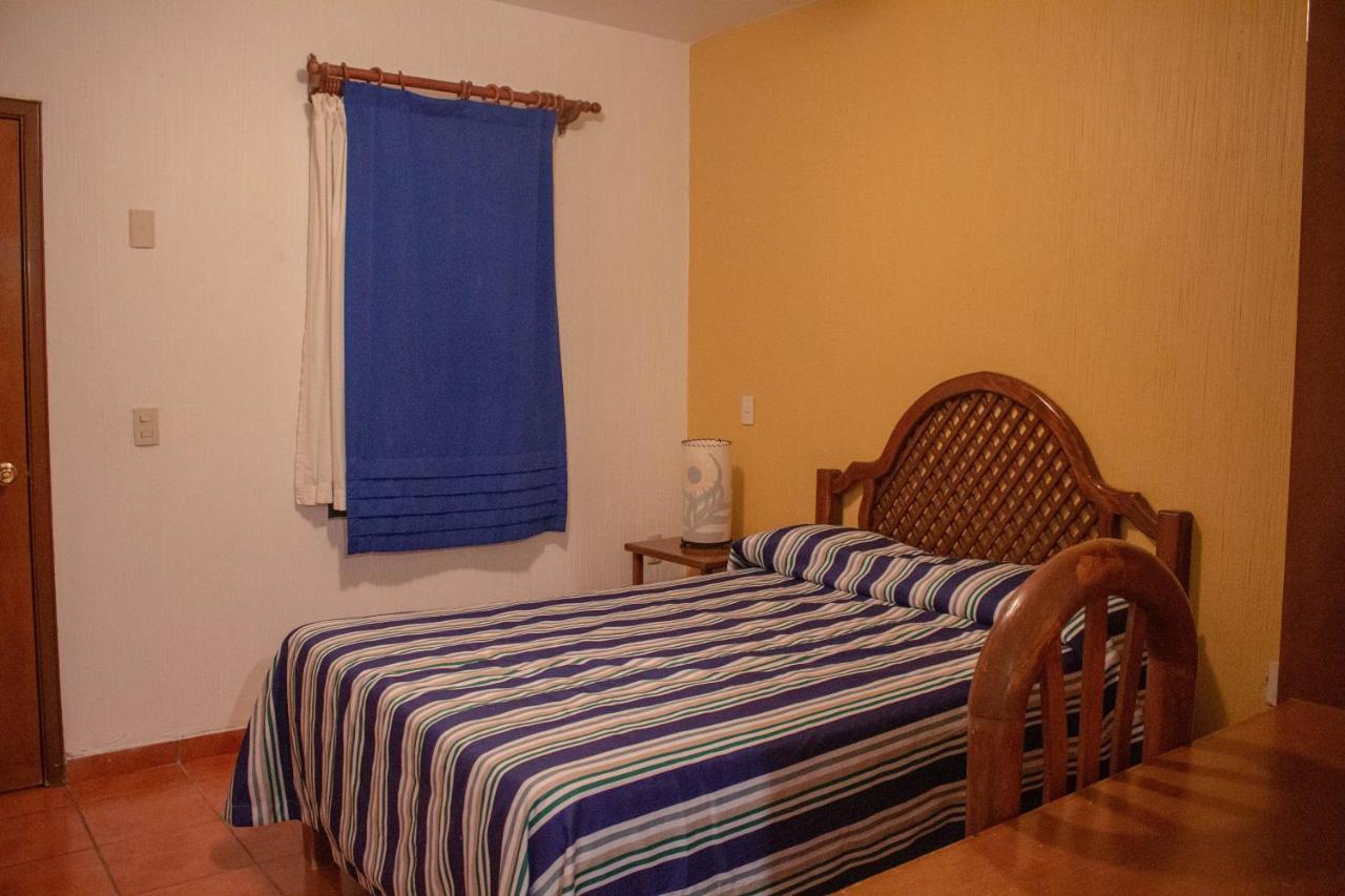 Hotel Degollado Bagian luar foto